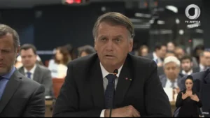 Ministério Público Militar pede ao Superior Tribunal Militar expulsão de Bolsonaro